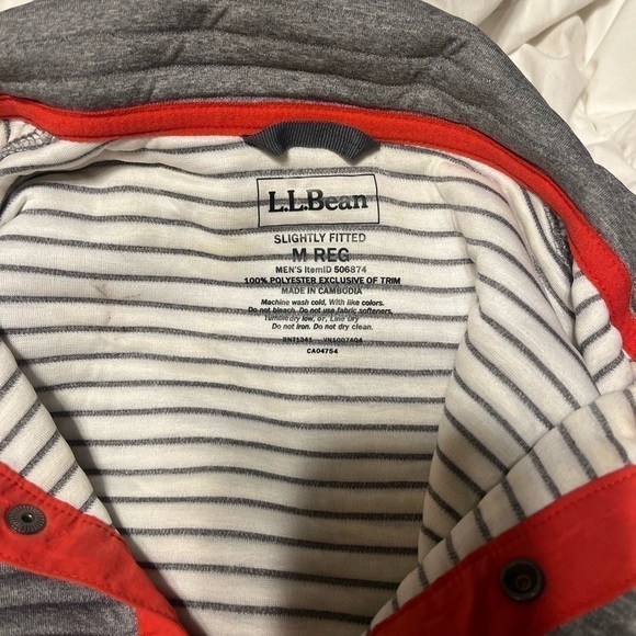L.L. Bean Gray Pullover - Picture 5 of 9